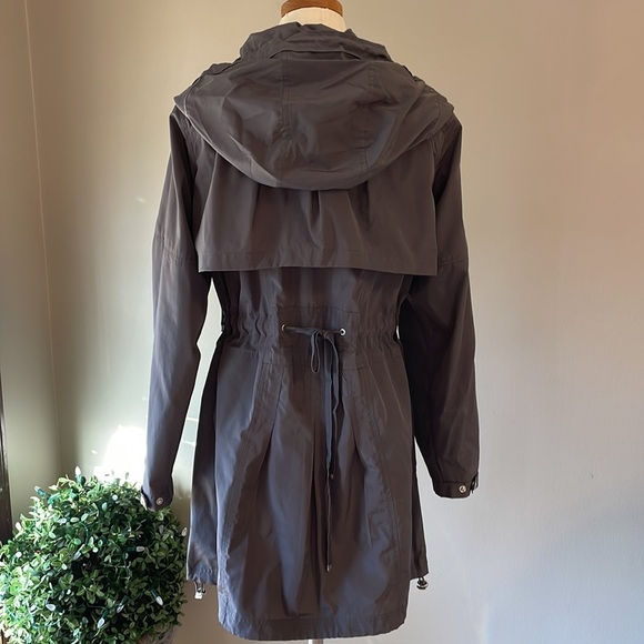BETSY JOHNSON hooded option cinched waist trench rain coat zipped snap front SM - Picture 9 of 16